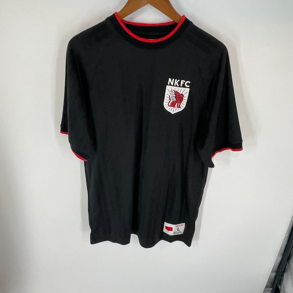 Mitchell & Ness Mens NKFC Logo Classic Stretch T-Shirt Black Red Size L